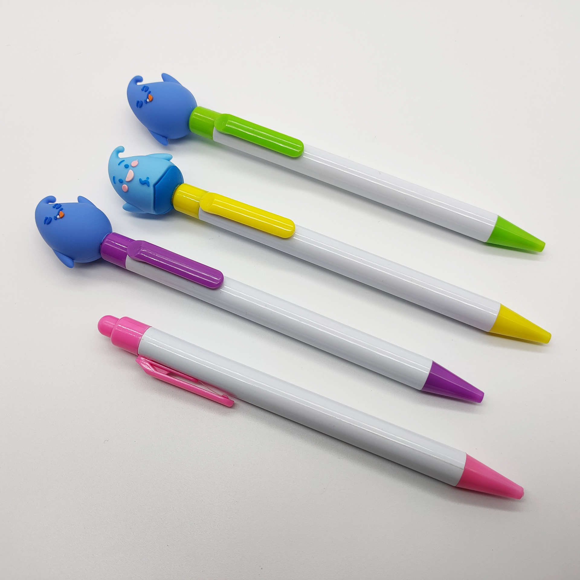 Cartoon head click advertising pen